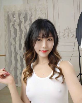 侍卫们伺候王妃np_1080P全集在线观看
