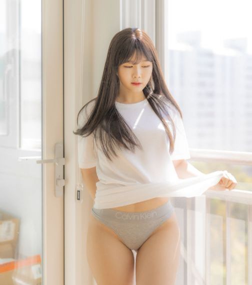 东西向洞2_BD英语免费观看